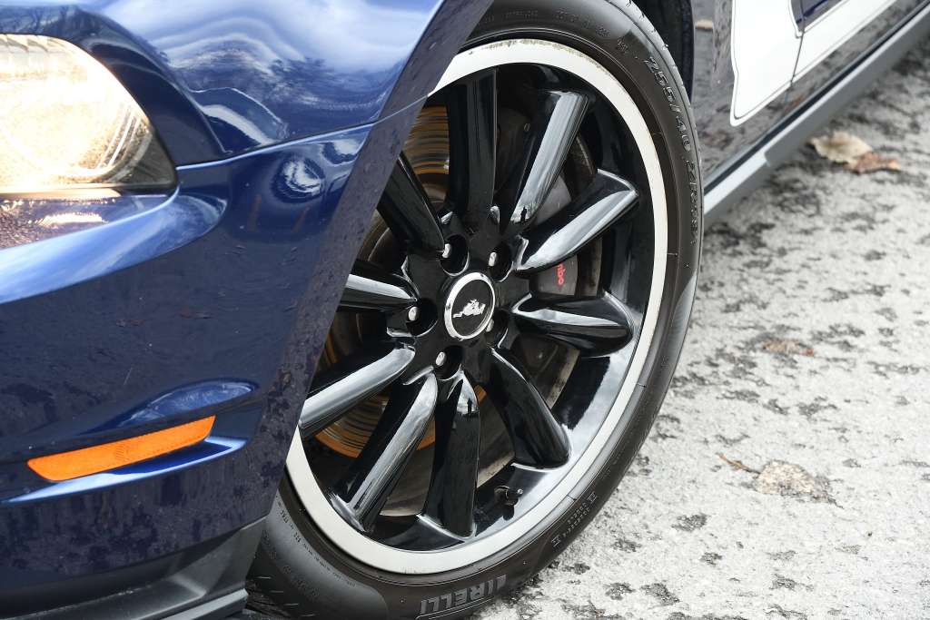 2012 Ford Mustang Coupe