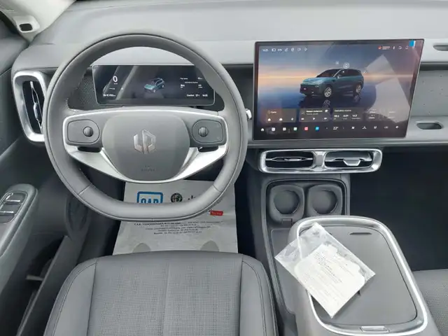 Leapmotor B10 view 9