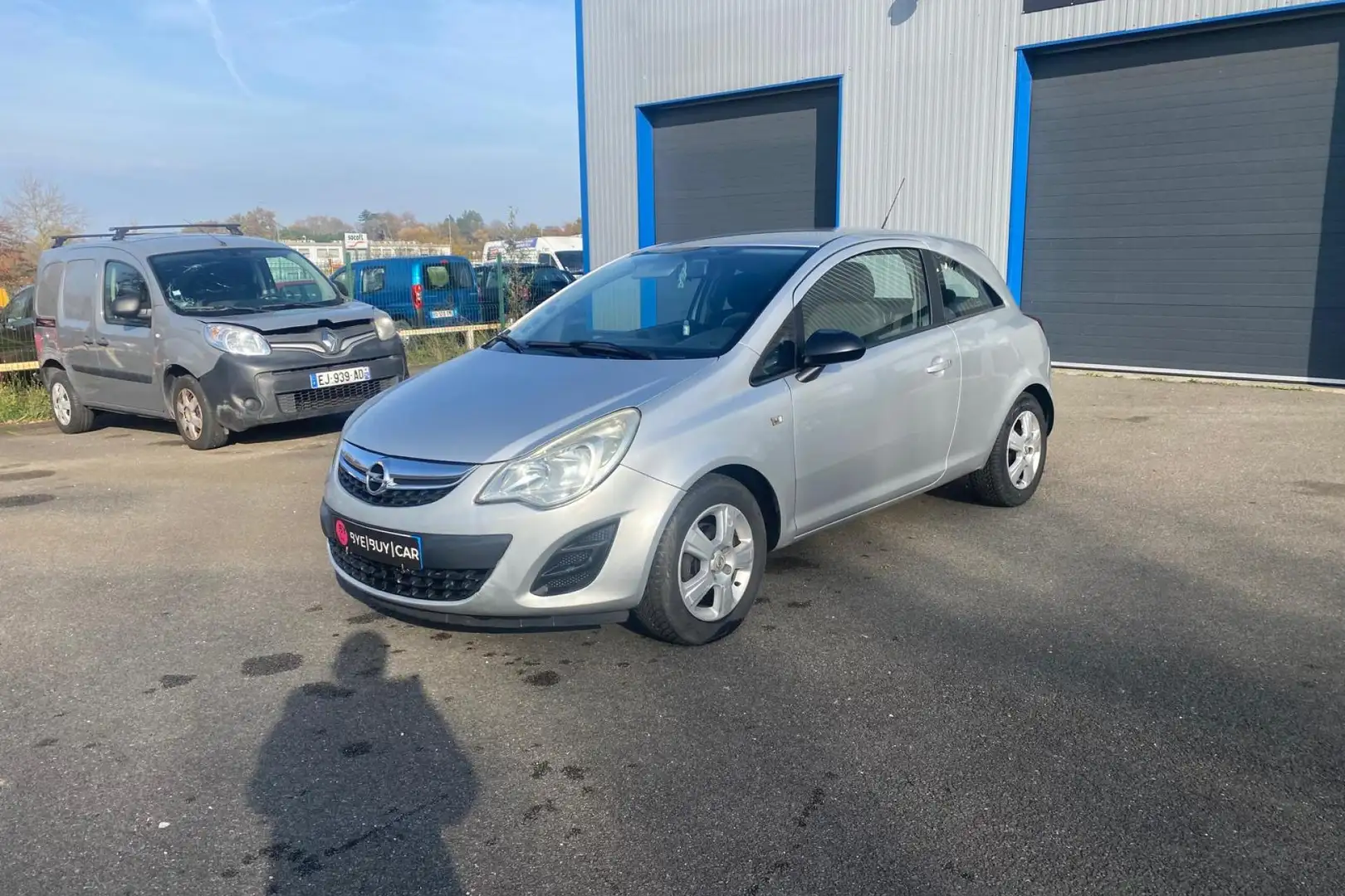 Opel Corsa 1.2i Twinport GRANTIE 12 MOIS Gris - 1