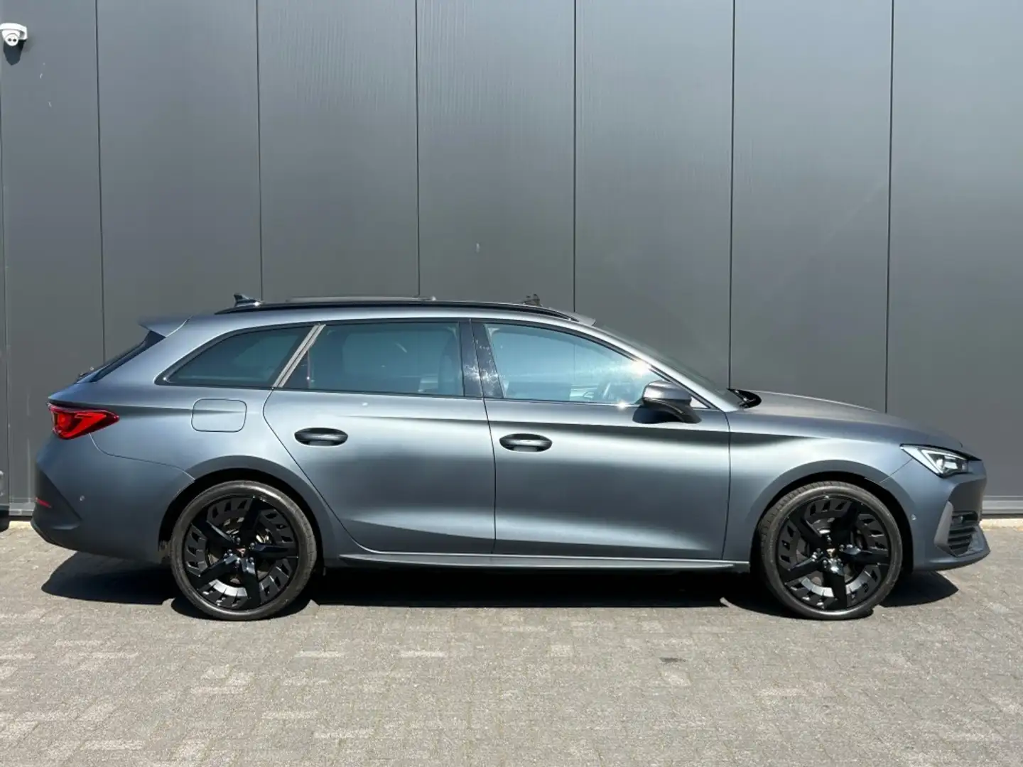 CUPRA Leon 1.4 e-Hybrid 245pk P-dak ACC LED Carplay V-Cockpit Gris - 2