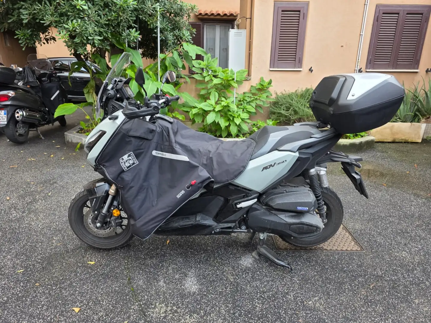 Honda ADV 350 Grigio - 1