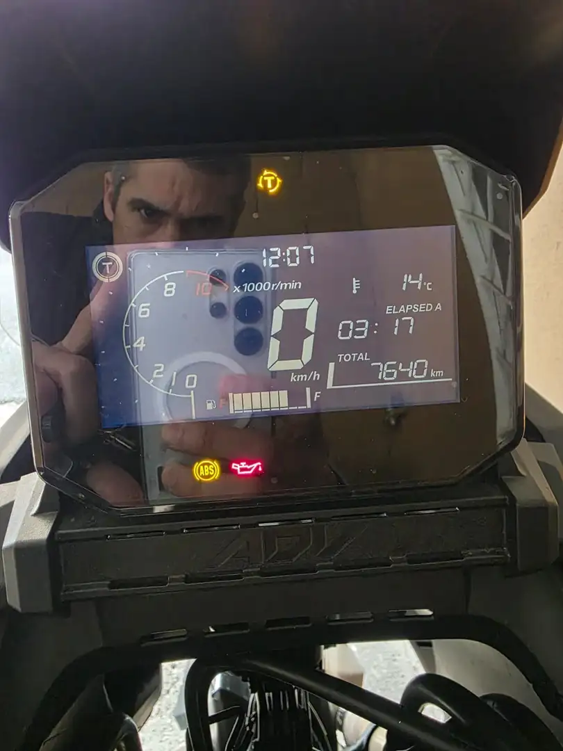 Honda ADV 350 Grigio - 2