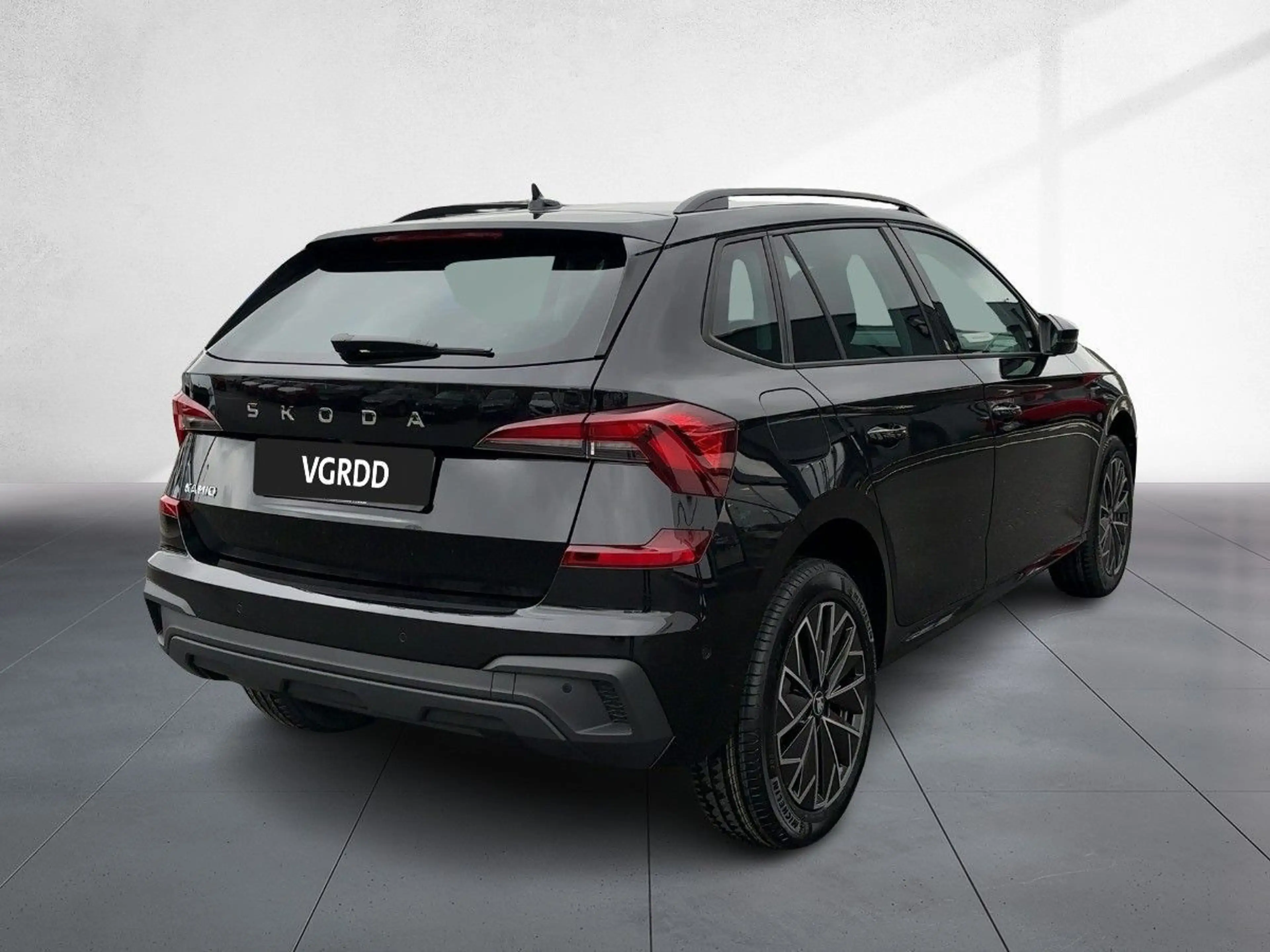 Skoda Kamiq Tour 1,0 TSI 85 kW *AHZV / ACC / KAMERA* — photo 3