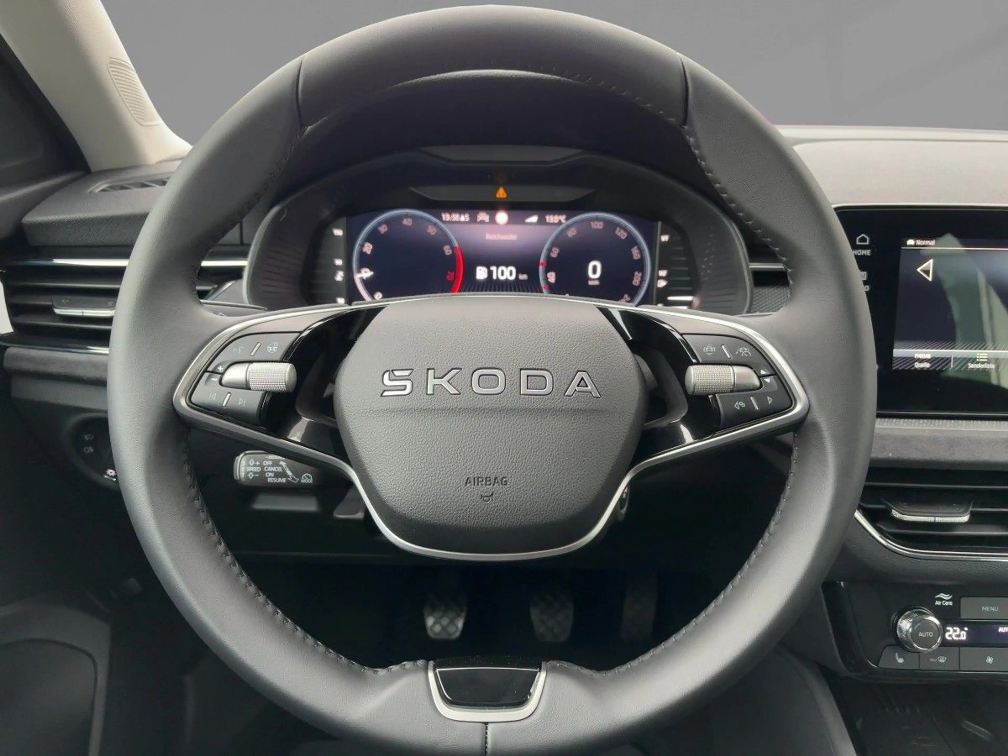 Skoda Kamiq Tour 1,0 TSI 85 kW *AHZV / ACC / KAMERA* — photo 9