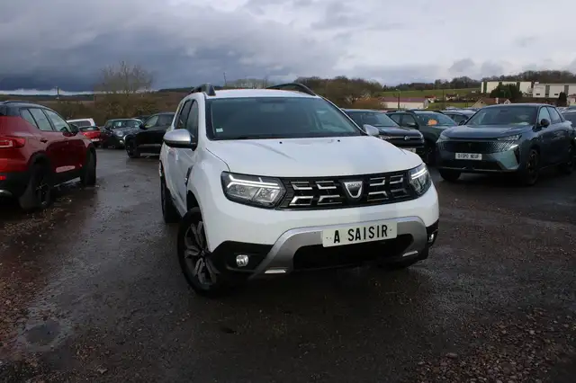 Dacia Duster CONFORT LUXE 4X4 BLUEDCI 115 BOITE 6V RÉGULATEUR BLUETOOTH CLIMAT ABS LEDS