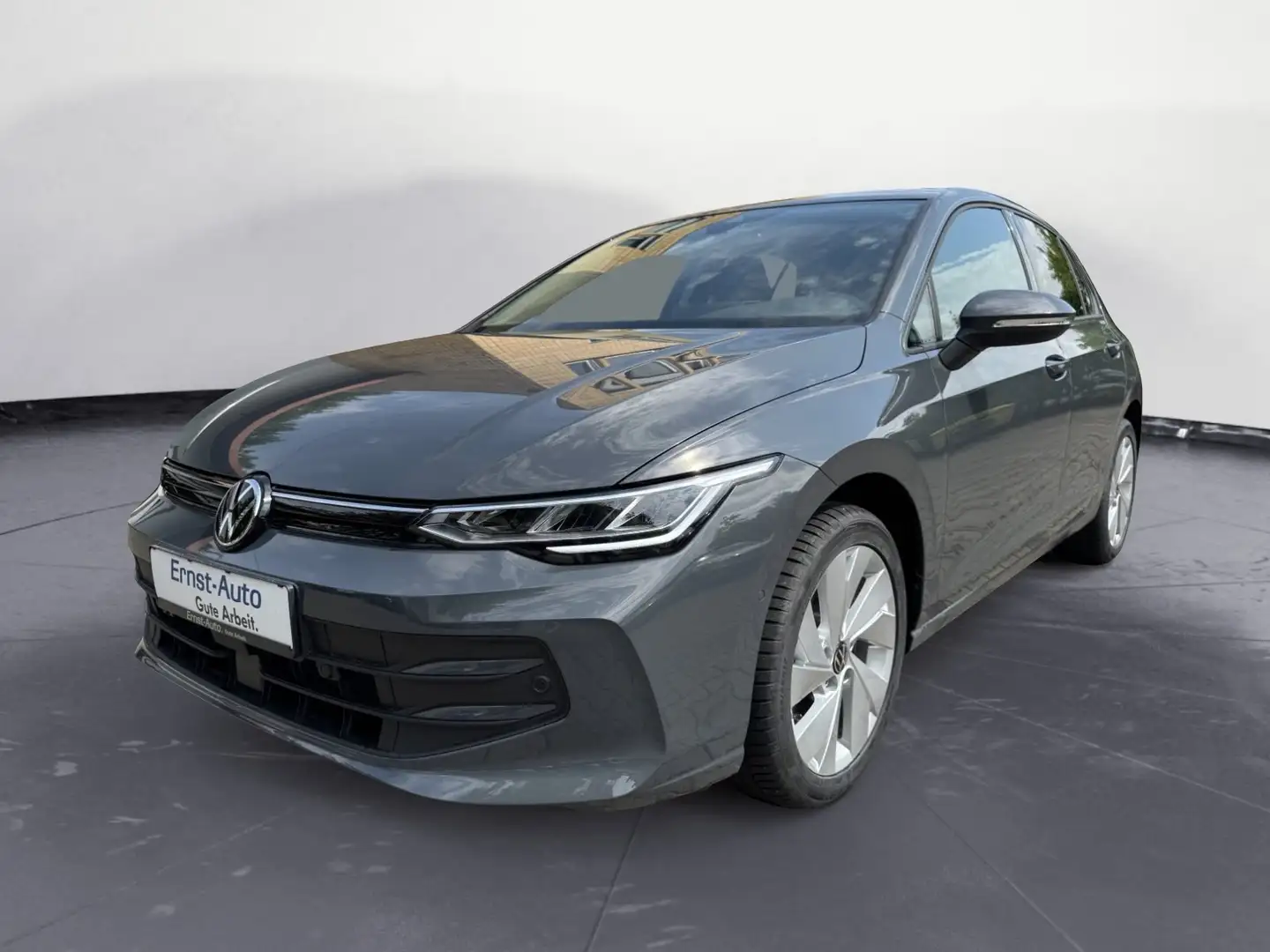 Volkswagen Golf VIII Life 1.5 eTSI +DSG+LED+KAMERA+LENKRADHZG.+ Grau - 1