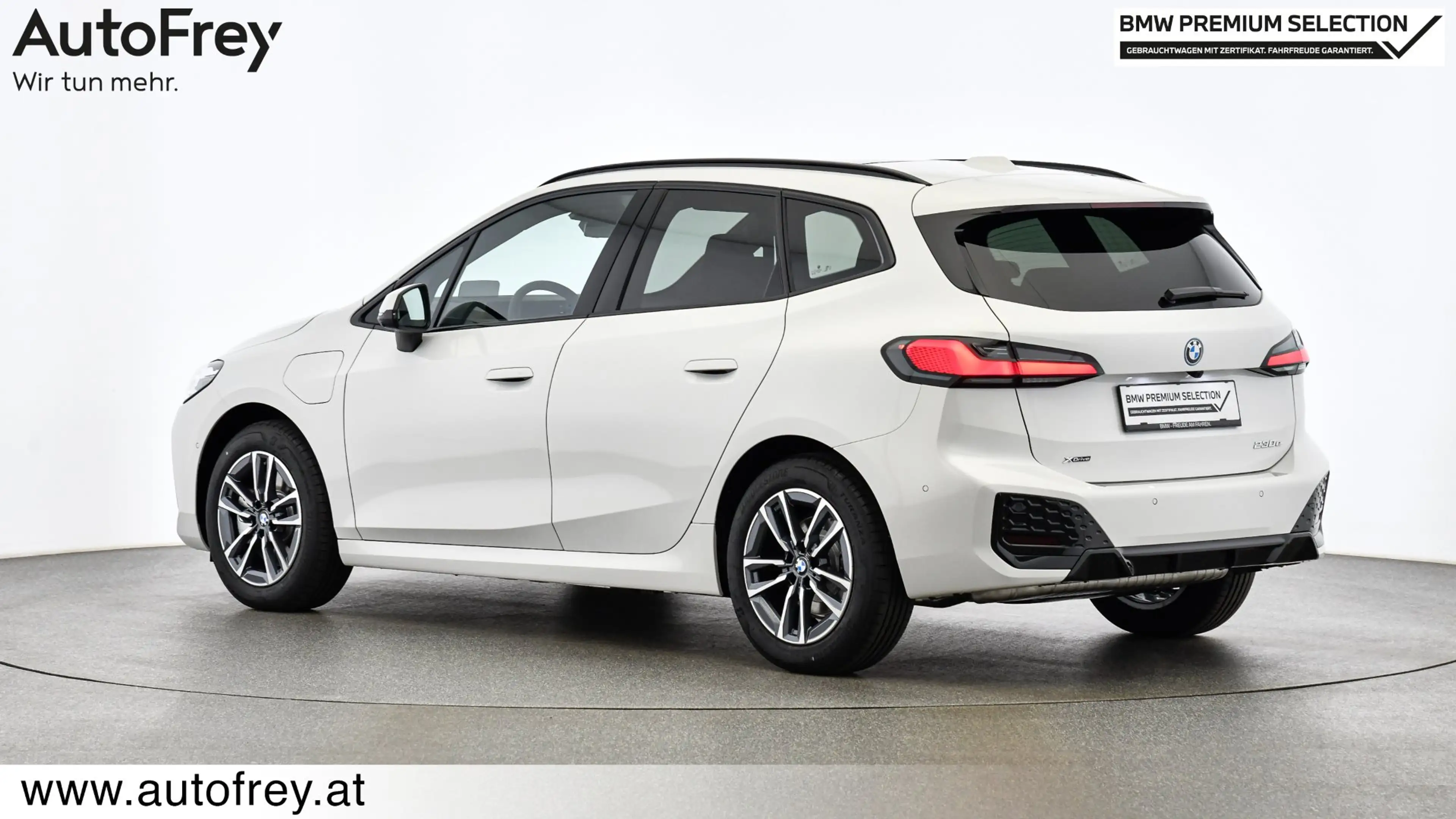 BMW 230 e xDrive — photo 3