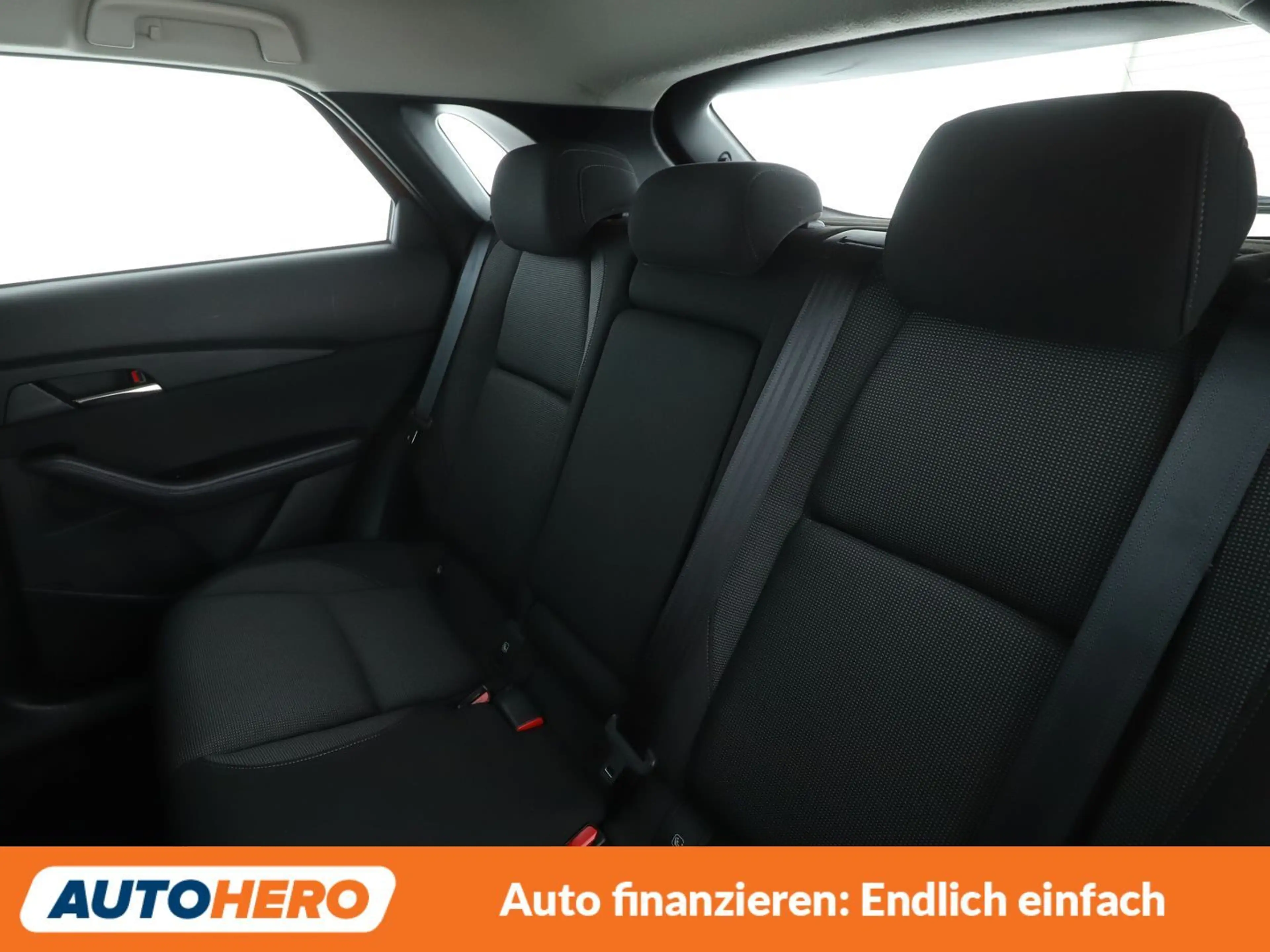 Mazda CX-30 2.0 Skyactiv-X Mild-Hybrid Selection 2WD *NAVI*CAM — photo 14