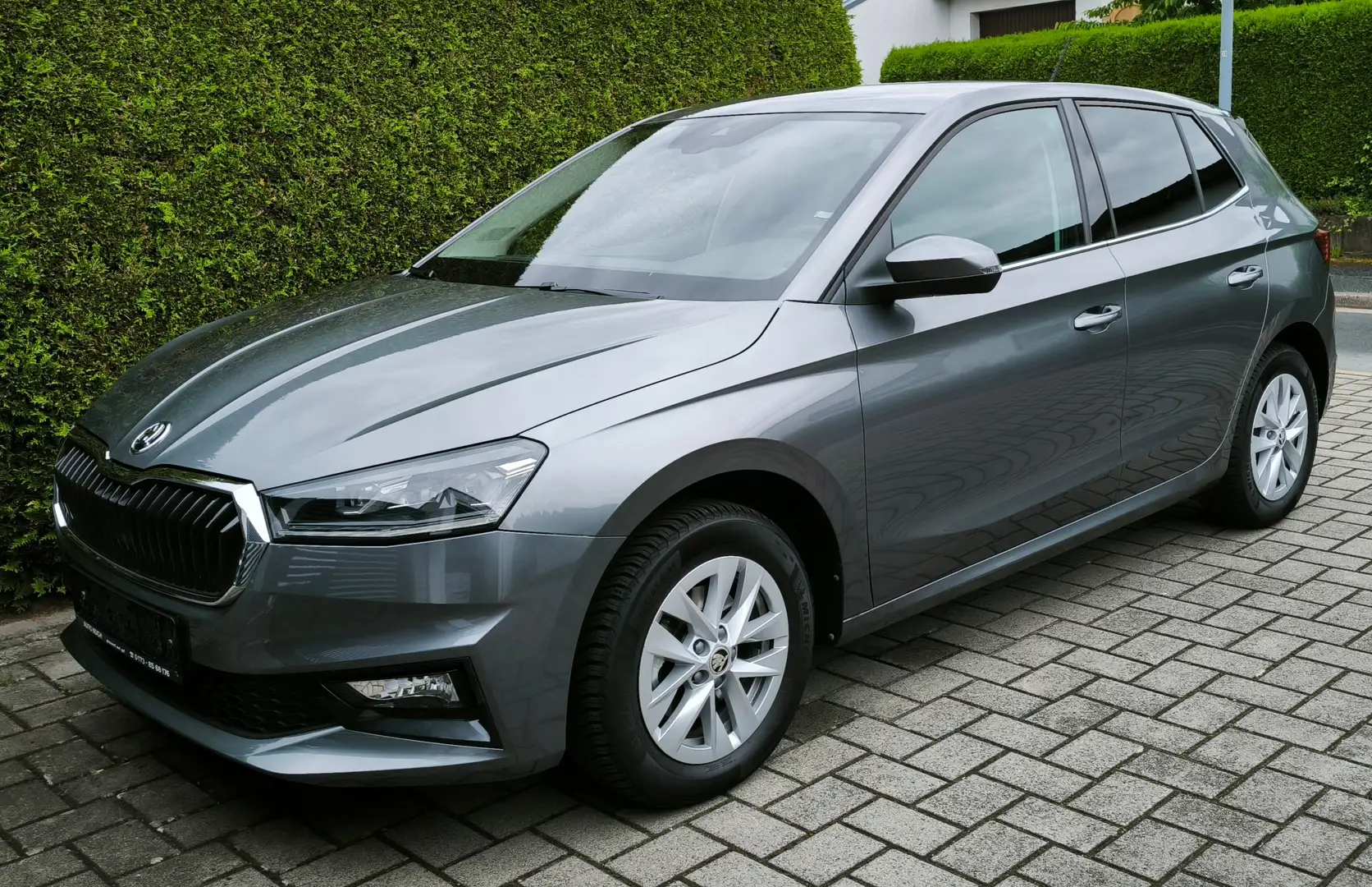 Skoda Fabia Style DSG SHZ 5J-Garantie Grau - 1