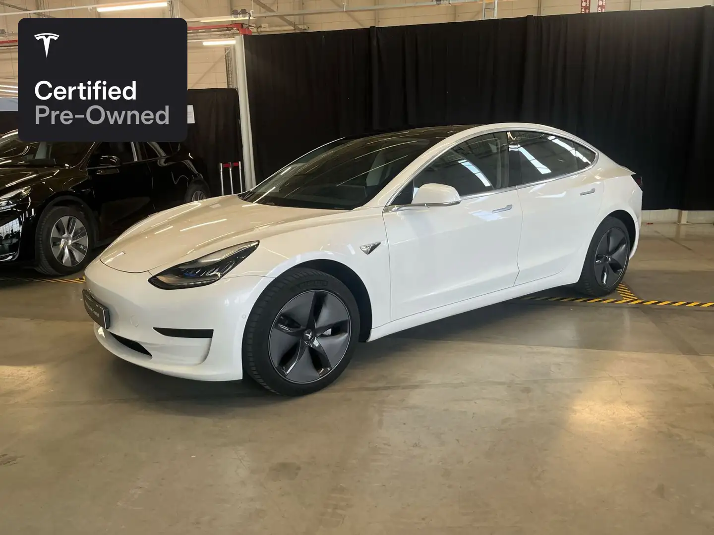 Tesla Model 3 Rear-Wheel Drive “Certified Pre-Owned” Blanc - 1