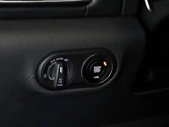 Maserati Levante view 21