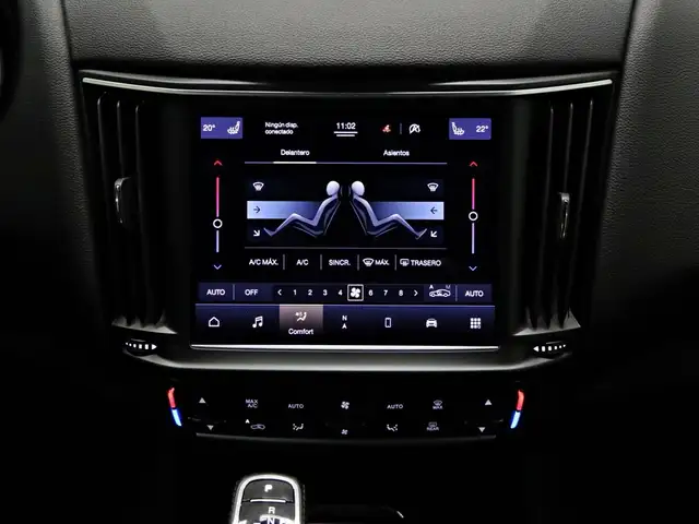 Maserati Levante view 9