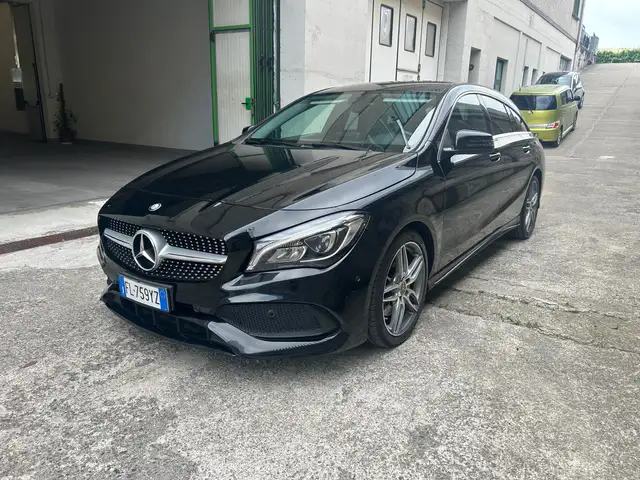 Mercedes-Benz CLA 220 CLA Shooting Brake 220 d Sport Night auto
