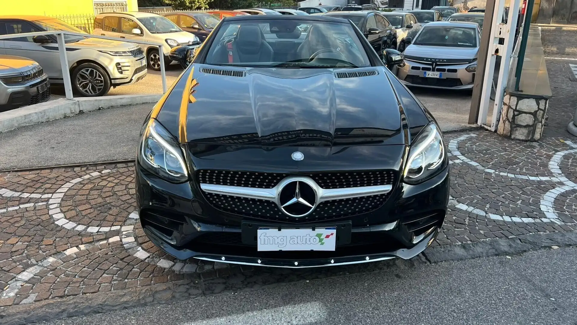 Mercedes-Benz SLC 200 SLC 200 AMG line Cabriolet Da Vetrina Fekete - 2