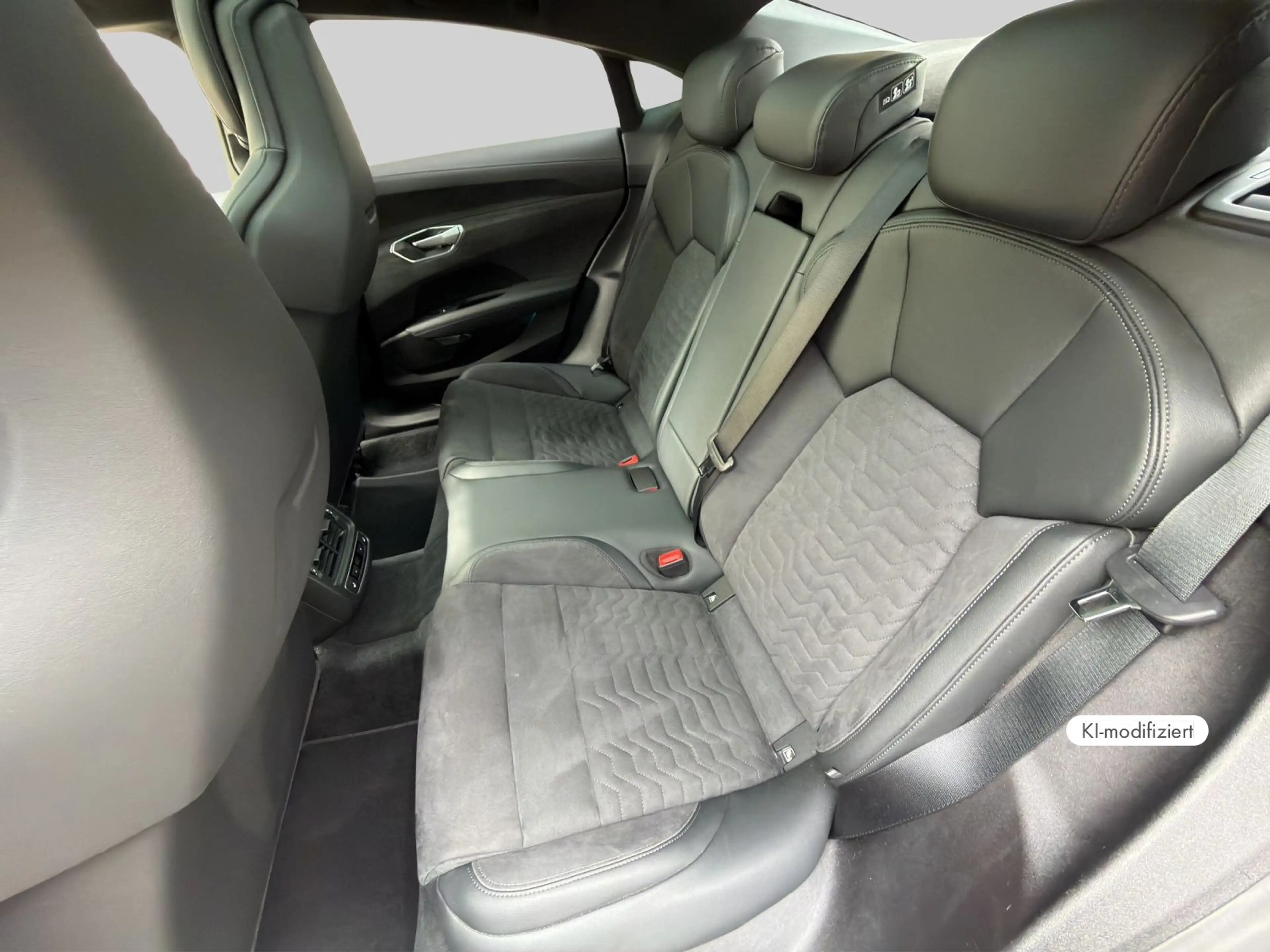 Audi e-tron GT basis — photo 14