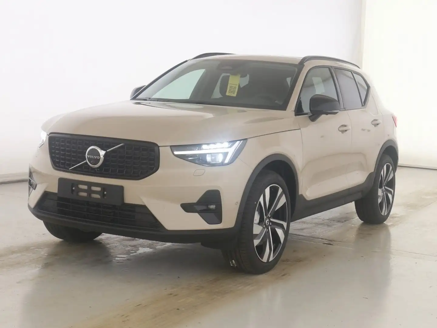 Volvo XC40 Ultra Dark*LEDER*360°*ACC*BLIS*PIXEL-LED Beige - 1