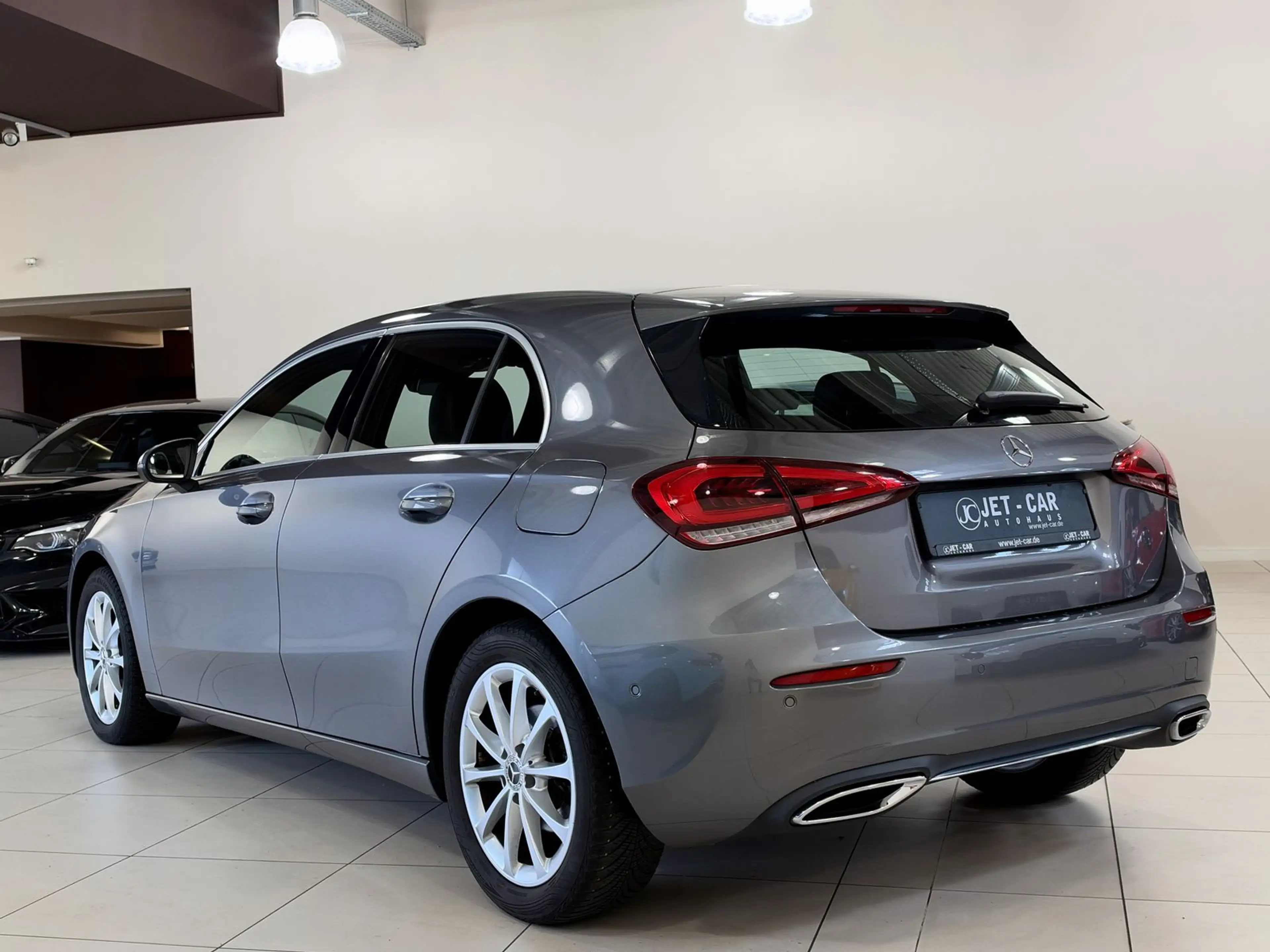 Mercedes-Benz A 200 *LED-Navi-Widescreen-2. Hand-17"* — photo 6
