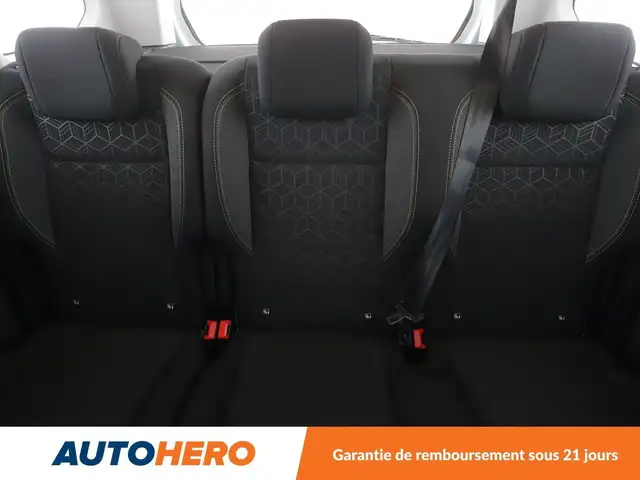 Peugeot Rifter view 15