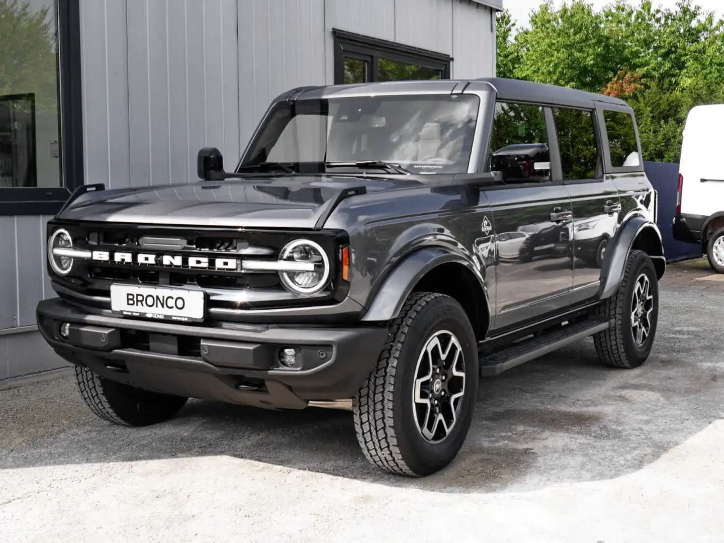 Ford Bronco V6 inkl. Zubehör im Wert von 6.000  Klima Navi Grijs - 2