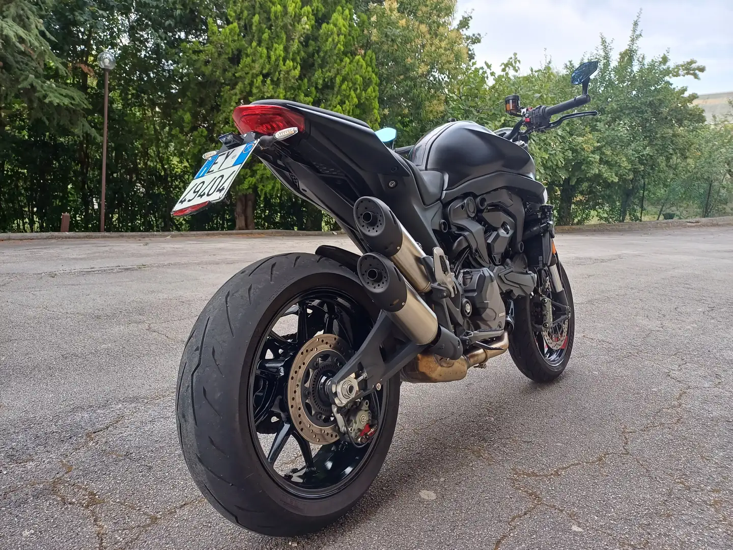 Ducati Monster 937 + Nero - 2