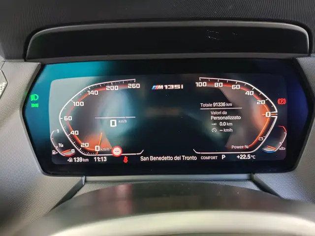 BMW 1 Series view 13