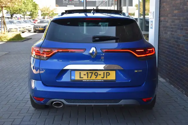 Renault Megane view 10