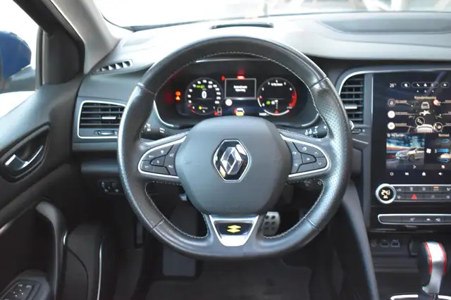 Renault Megane view 11