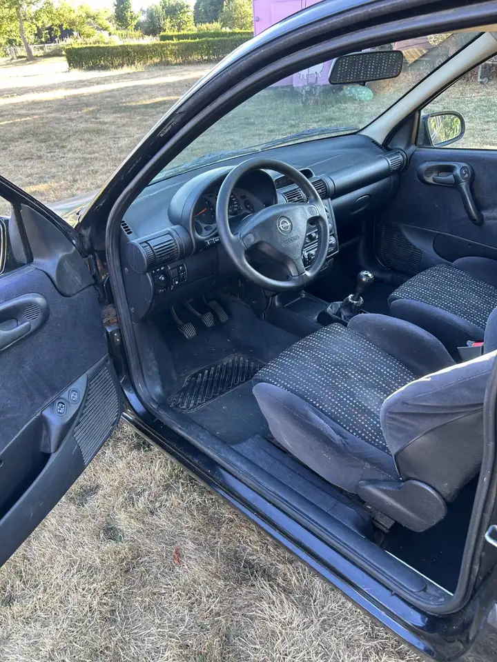 Opel Corsa 1.6i-16V GSi, foto 11