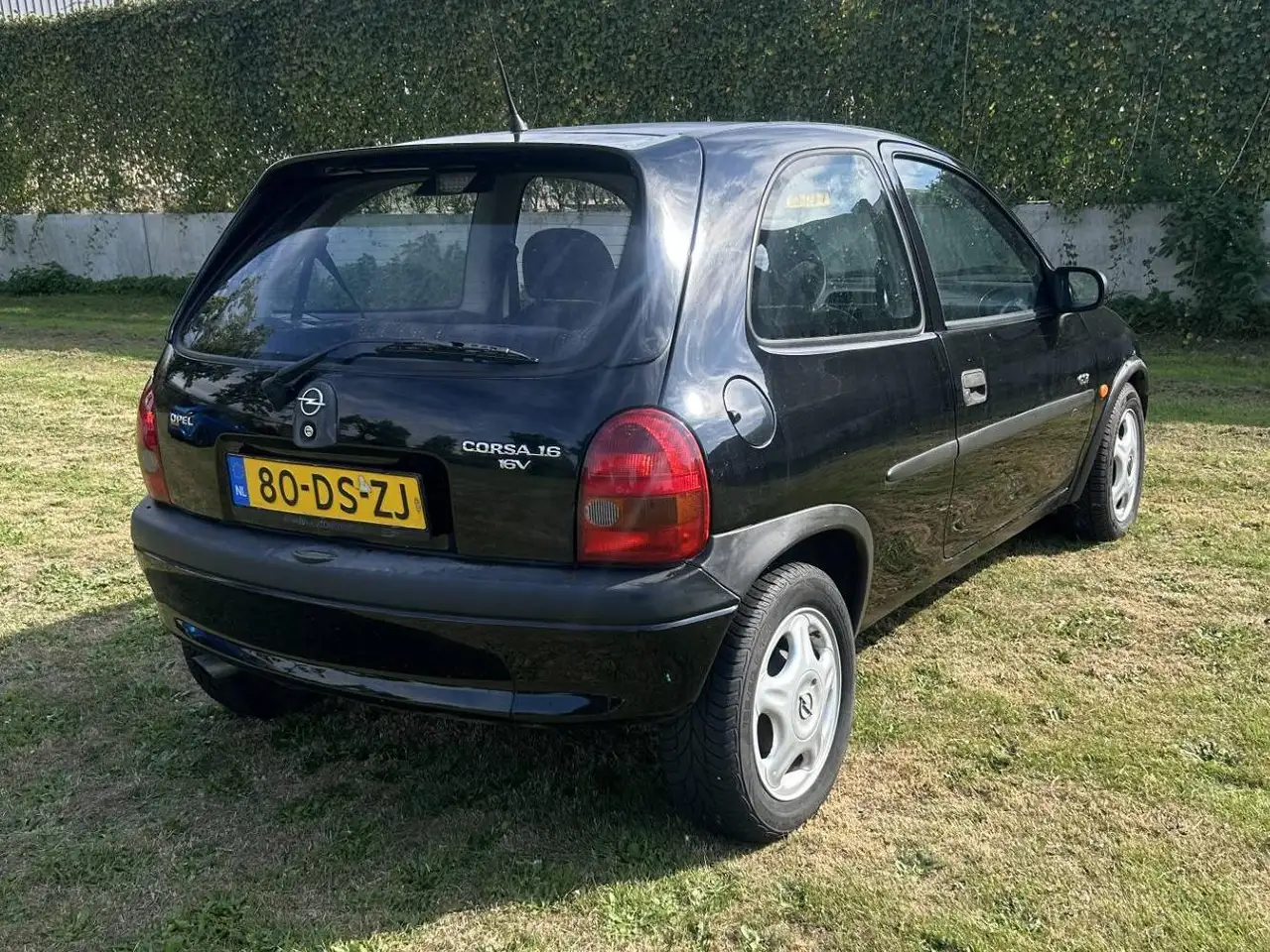 Opel Corsa 1.6i-16V GSi, foto 7