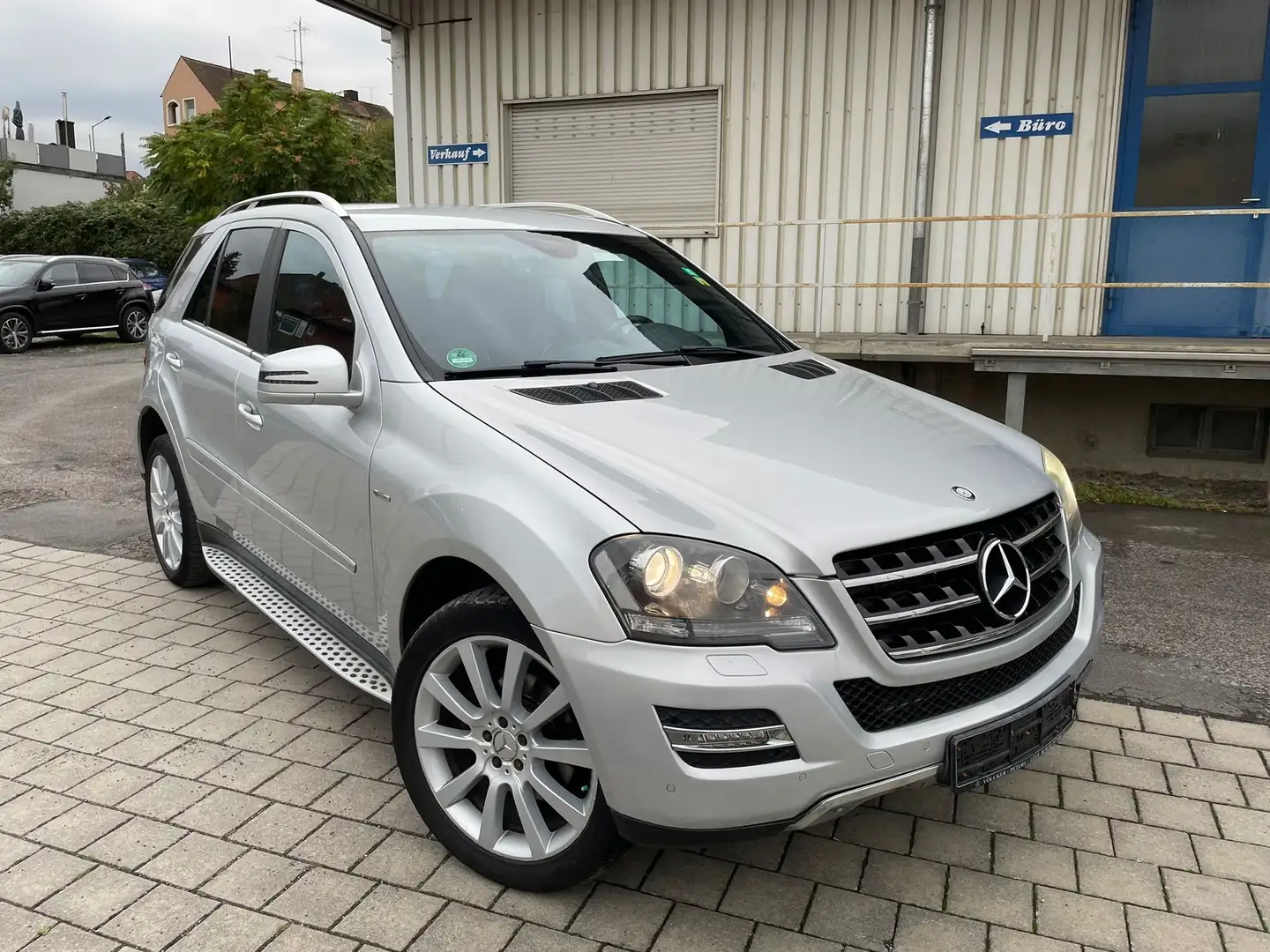 Mercedes-Benz ML 350 BlueTEC 4Matic 7G-TRONIC DPF Grand Edition - 1