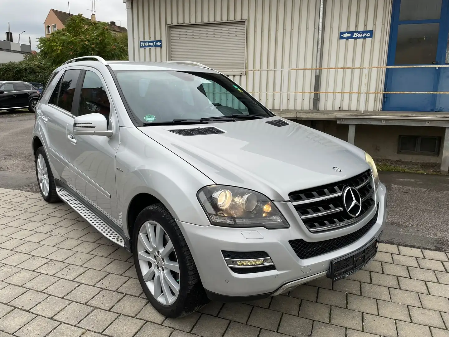 Mercedes-Benz ML 350 BlueTEC 4Matic 7G-TRONIC DPF Grand Edition - 2