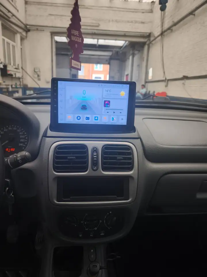 Renault Clio 1.4i 16v RXE, foto 11