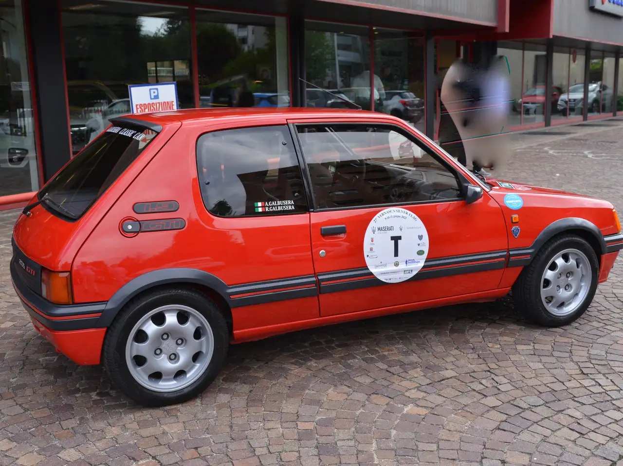 Peugeot 205 3p 1.9 Gti 130cv 5m, foto 4
