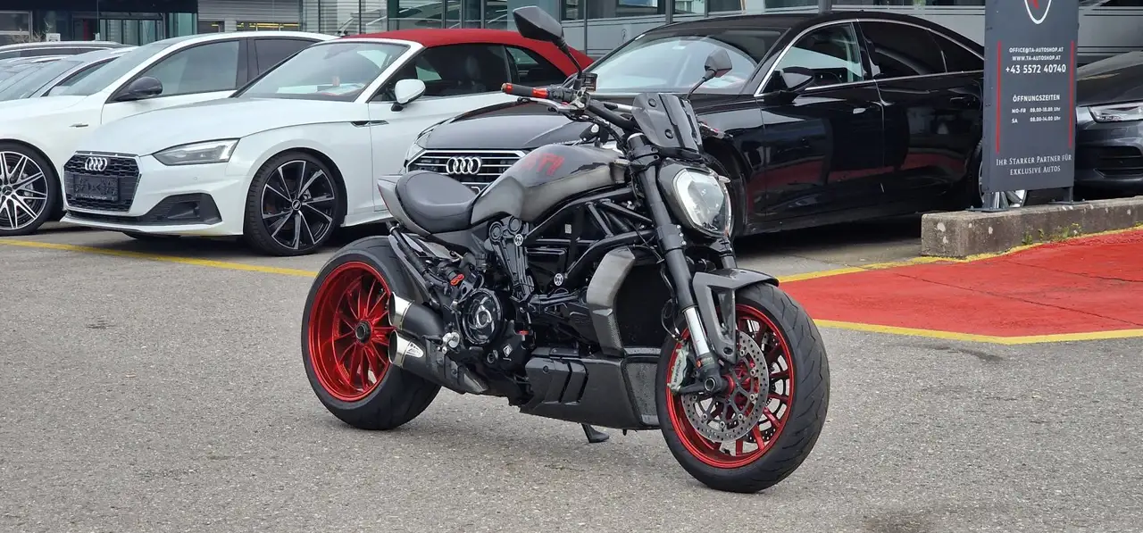 Ducati Diavel