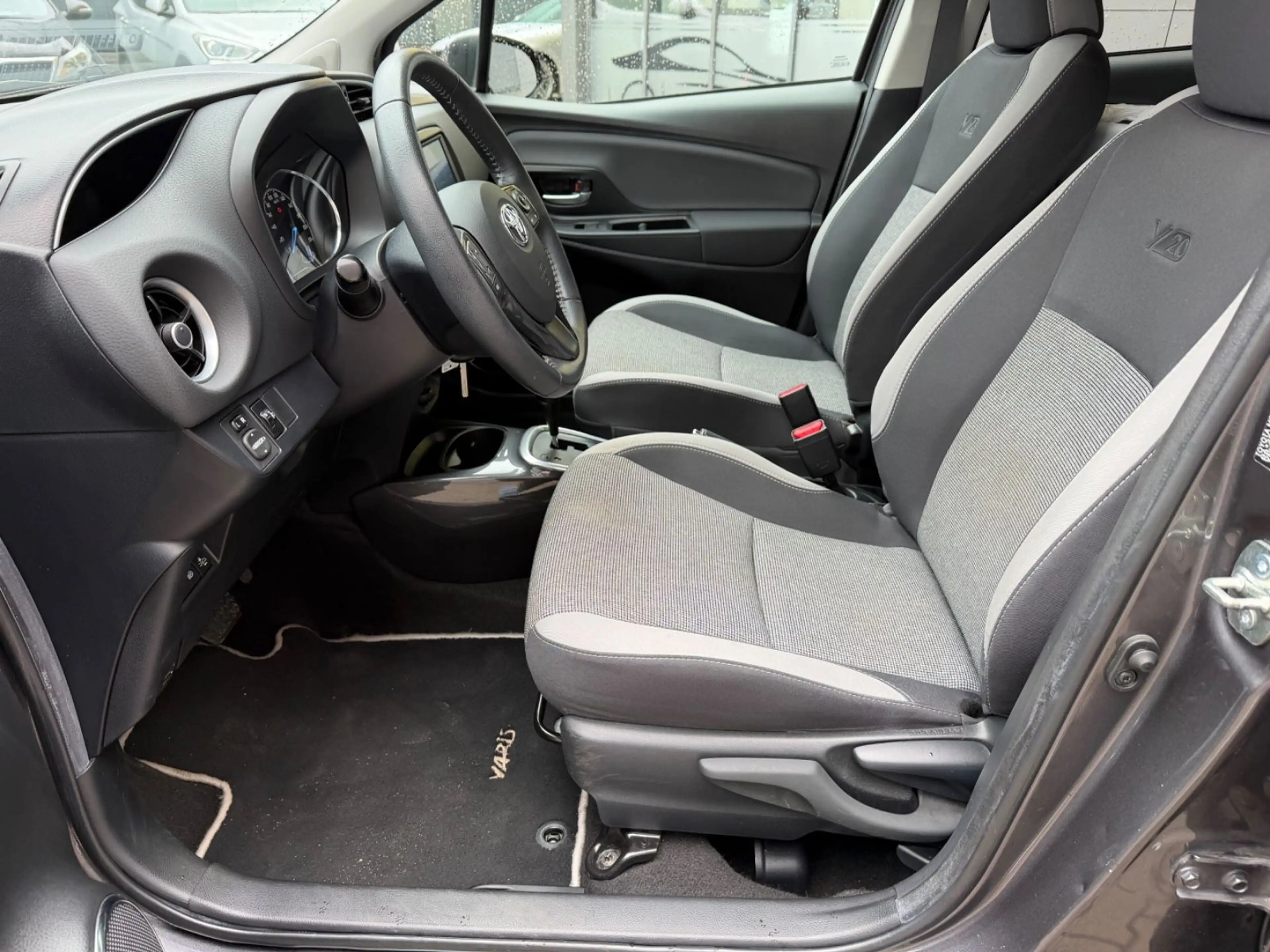 Toyota Yaris Hybrid Y20 Team D/KLIMAA*/SPURHALT*/TOUCH — photo 11