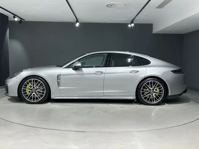 Porsche Panamera view 2
