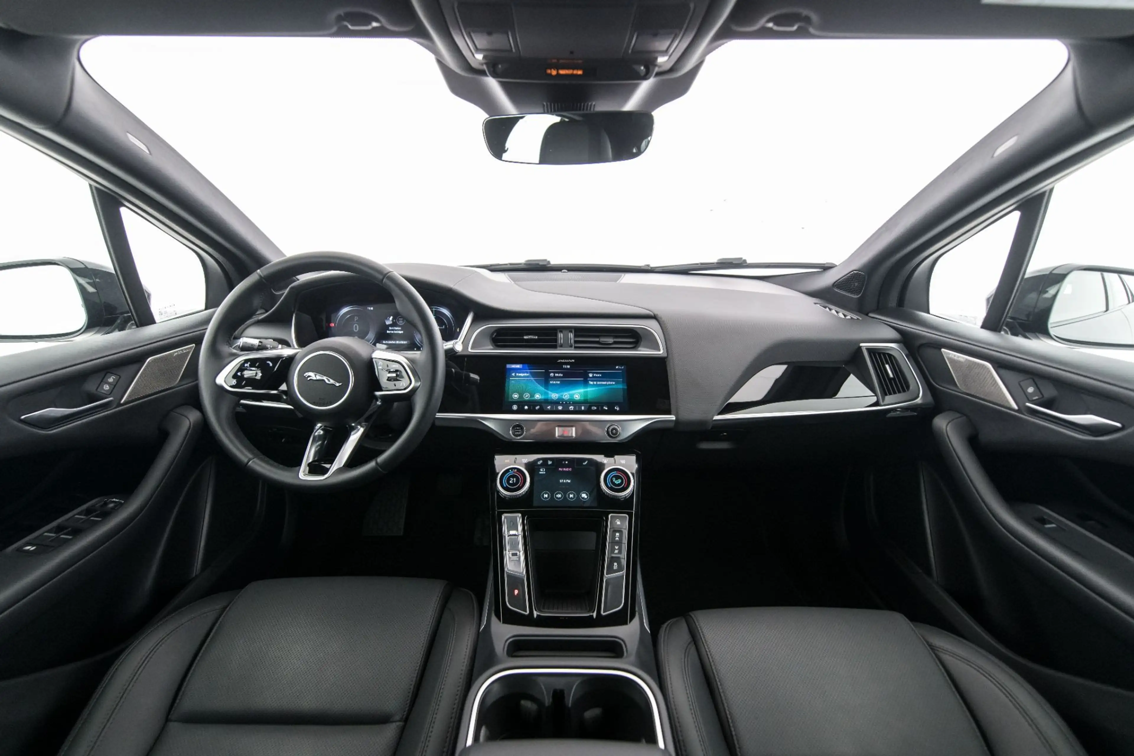 Jaguar I-Pace EV400 AWD S 8-fach PANO 22er LEDER BLACK MERIDIAN — photo 6