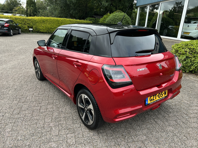 Suzuki Swift 1.2 Style Smart Hybrid — photo 5