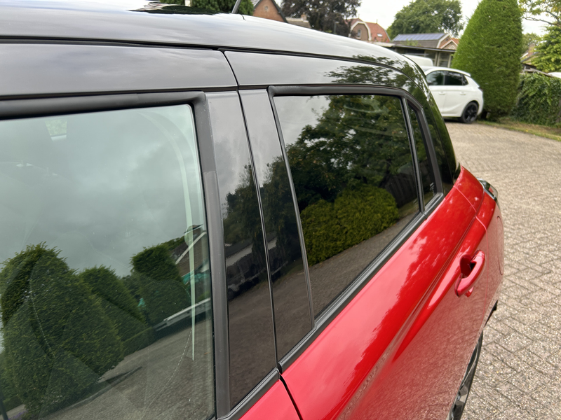 Suzuki Swift 1.2 Style Smart Hybrid — photo 11