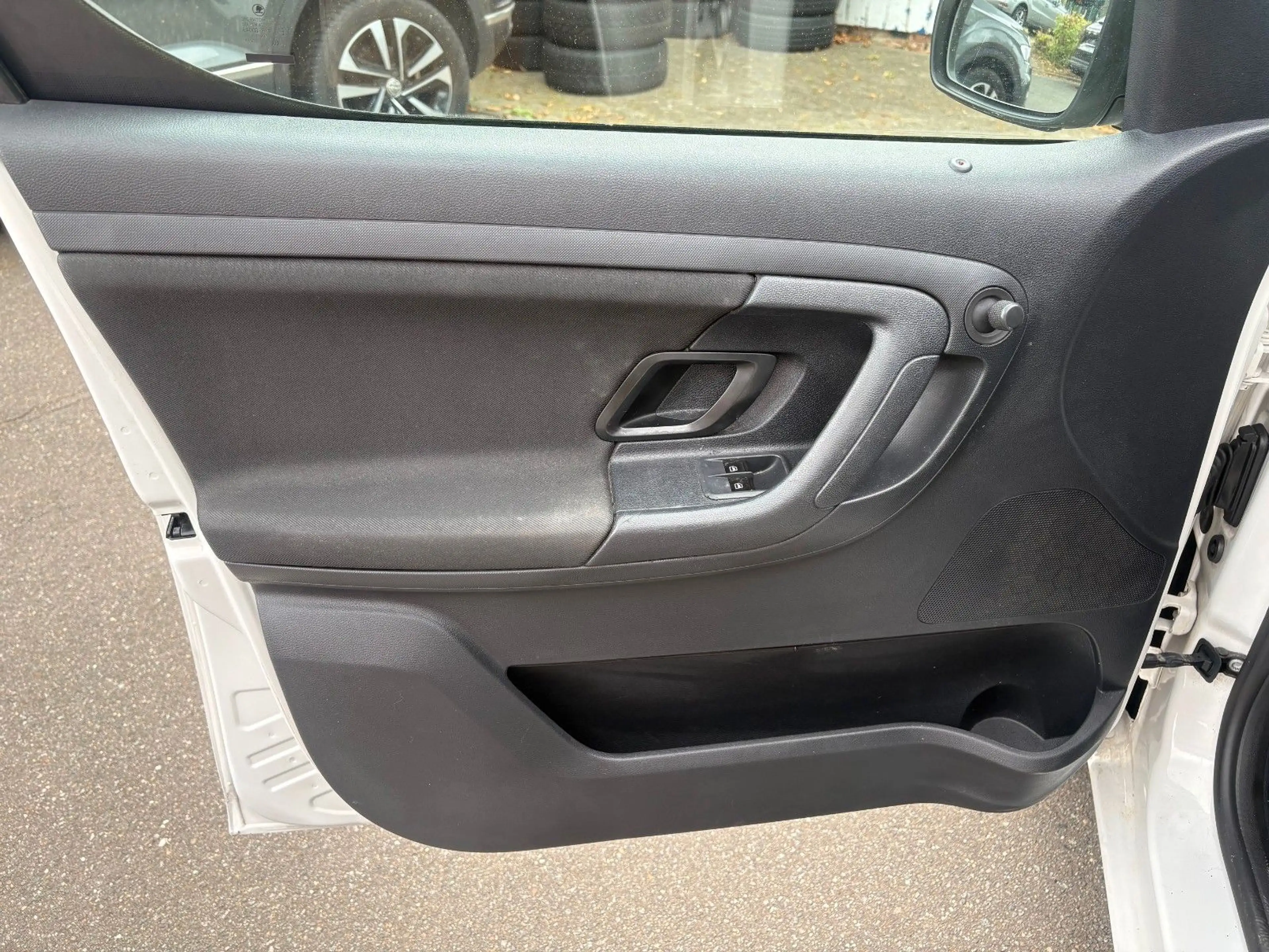 Skoda Roomster Praktik 1.6 TDI **LKW-ZULASSUNG**KLIMA* — photo 11