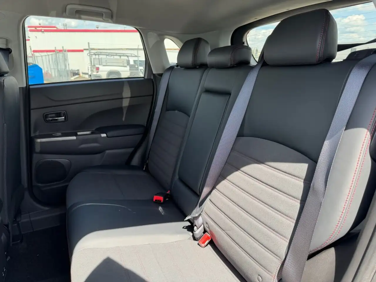 Mitsubishi RVR снимка Mitsubishi RVR