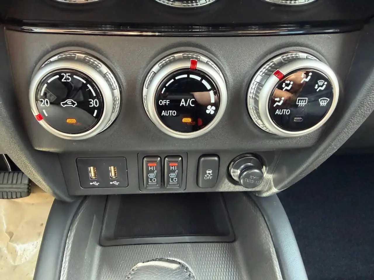 Mitsubishi RVR снимка Mitsubishi RVR