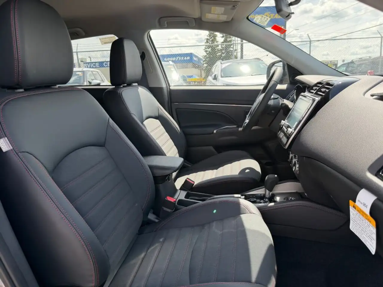 Mitsubishi RVR снимка Mitsubishi RVR