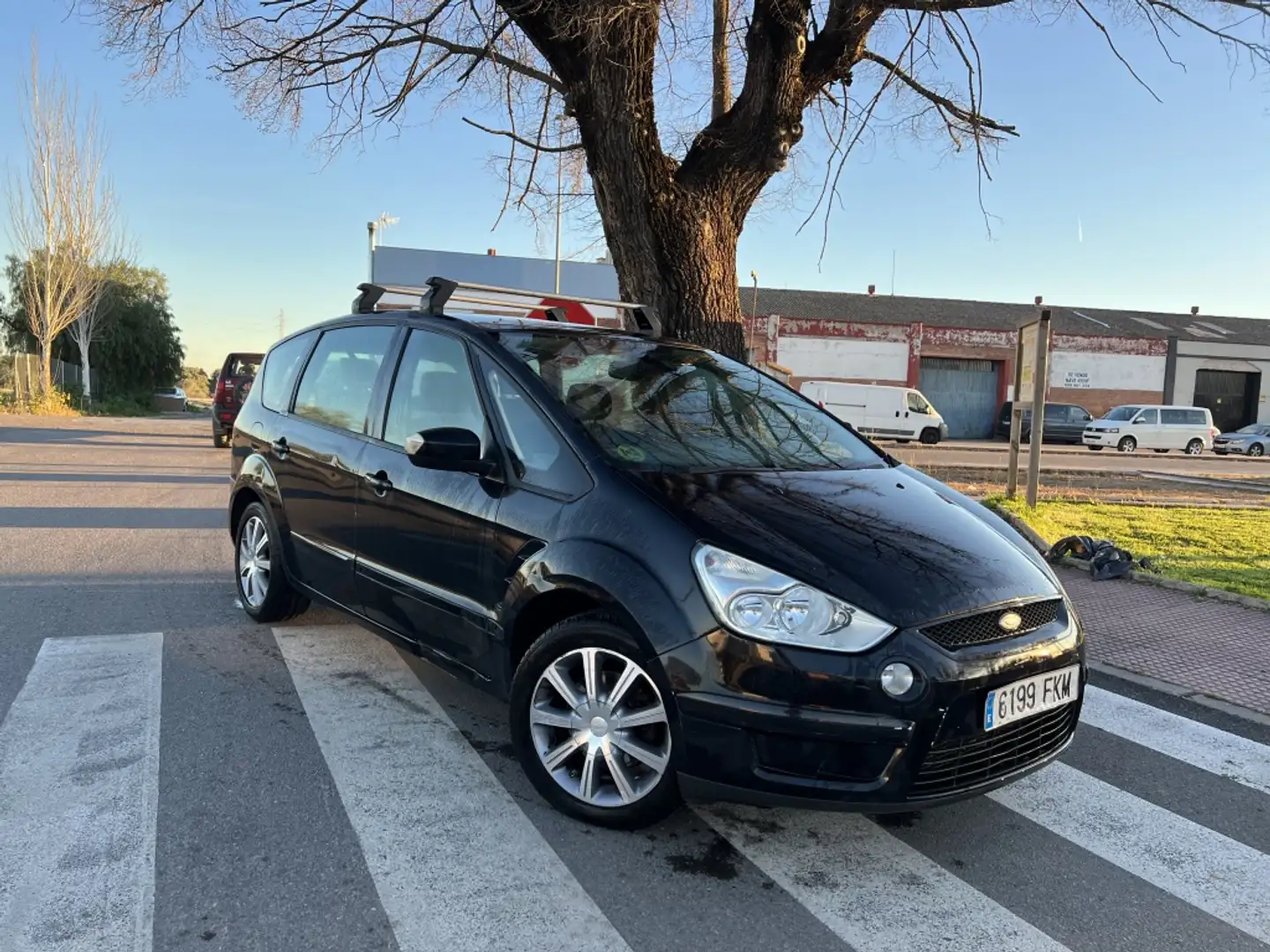Ford S-Max 2.0TDCi Trend Noir - 1