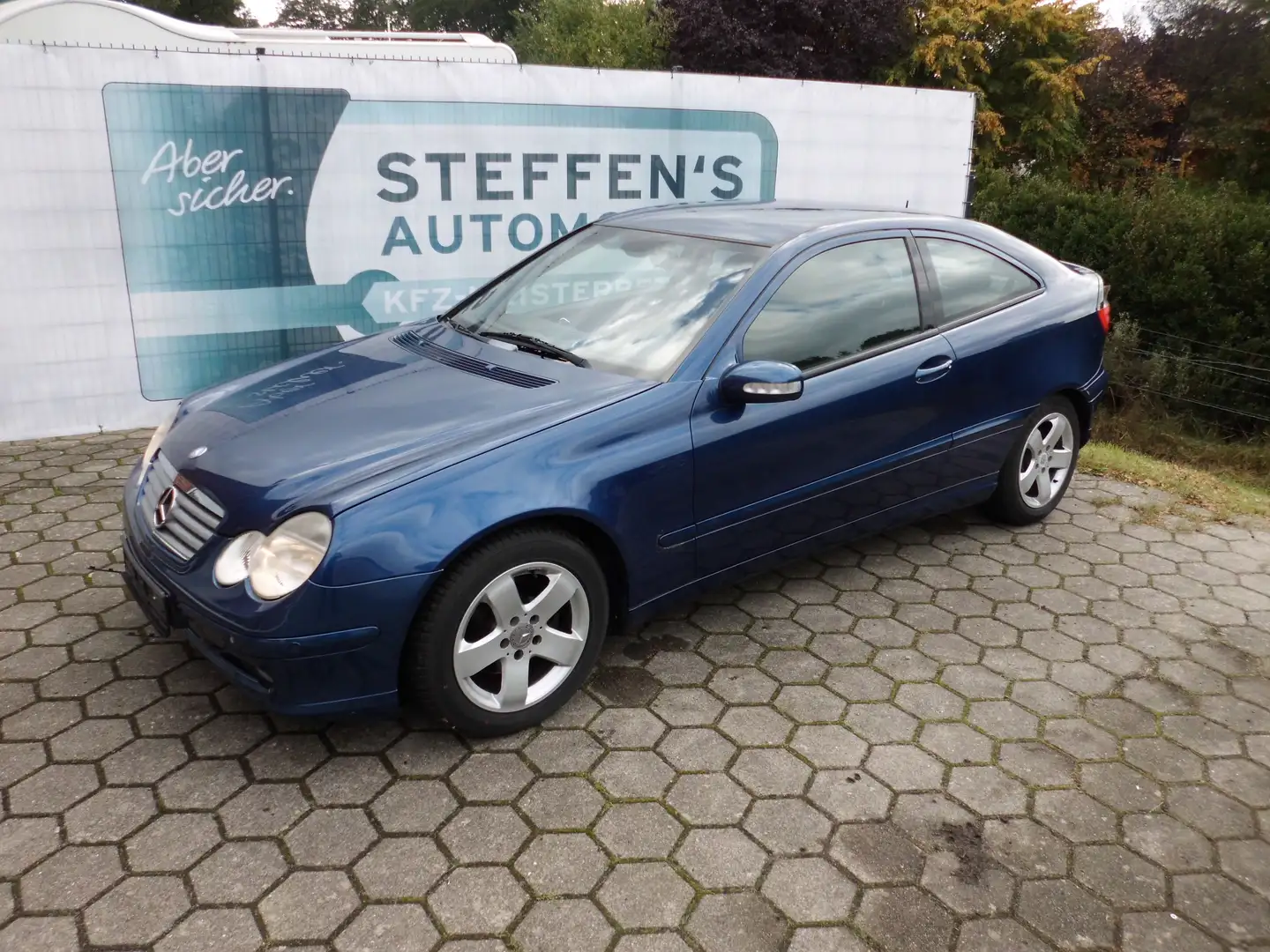 Mercedes-Benz C 180 C 180 Kompressor (203.746) Blau - 1