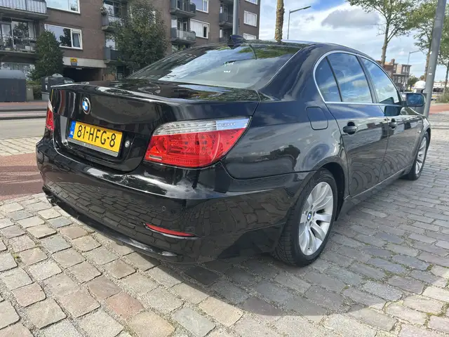 BMW 5 Series view 2