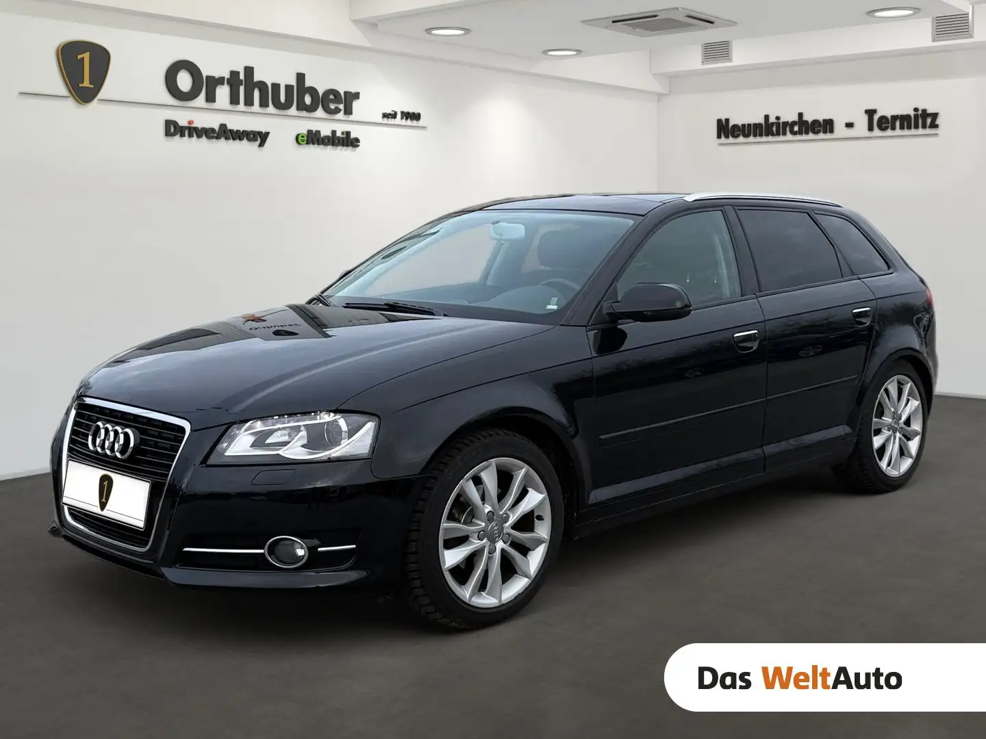 Audi A3 1.6 TDI Ambition Noir - 1