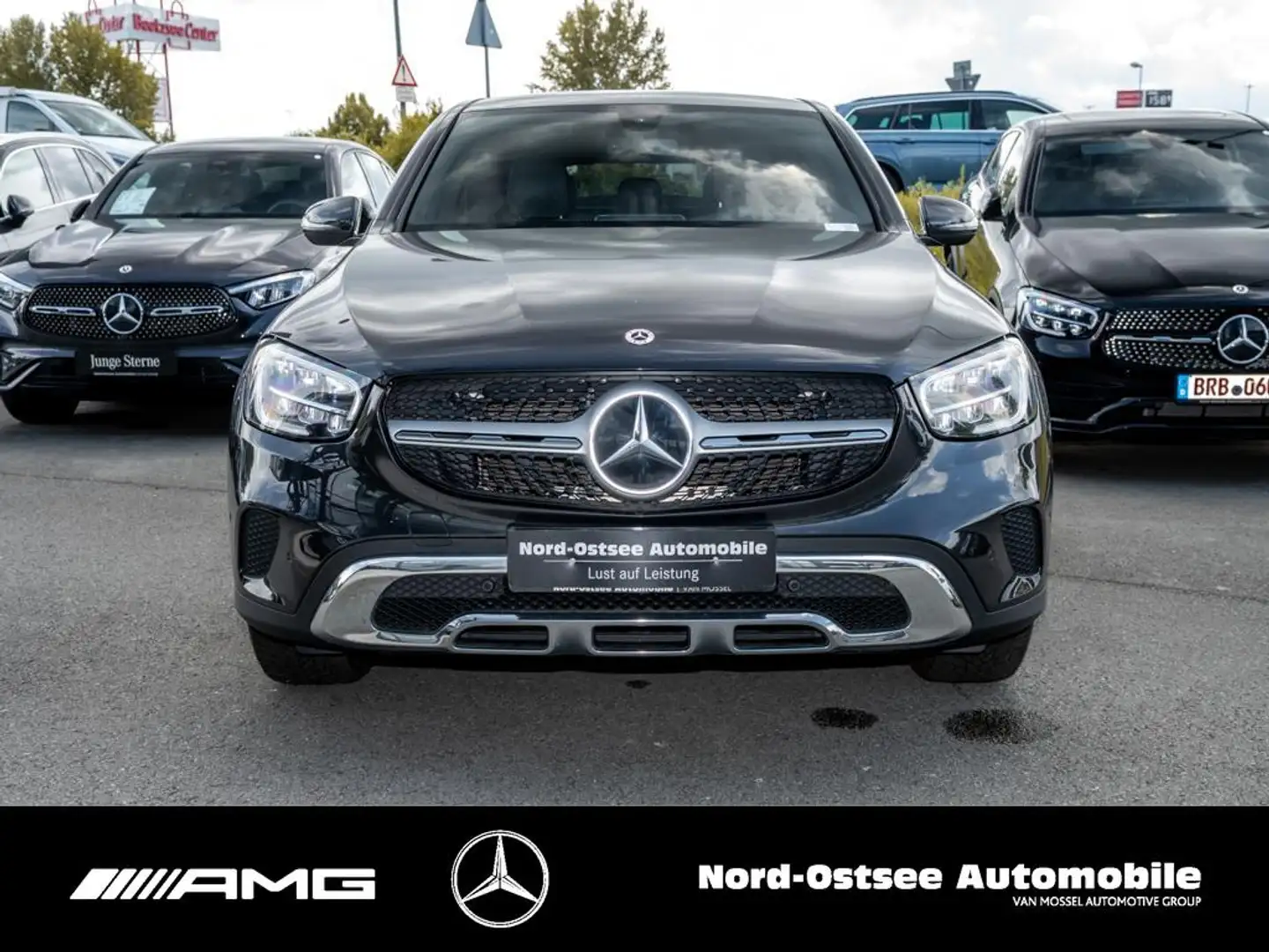 Mercedes-Benz GLC 200 d Coupé 4M AHK LED KAMERA SHZ KEYLESS Grau - 2
