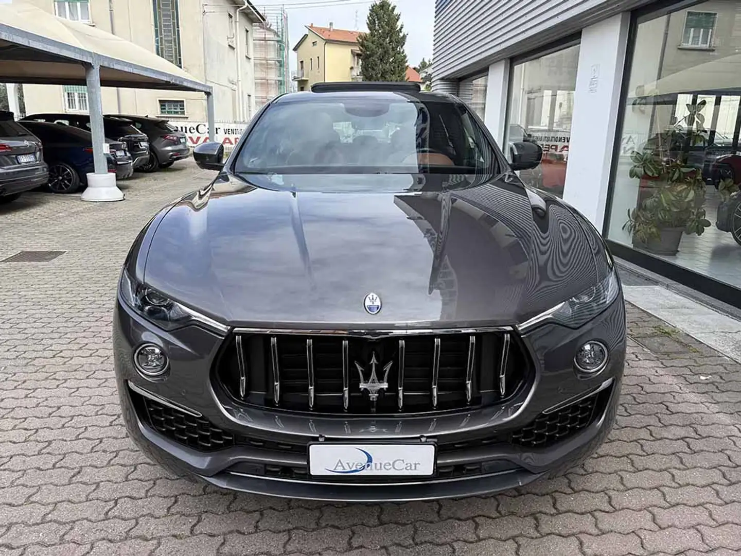 Maserati Levante mhev GT TETTO APRIBILE CERCHI 20'' TELECAMERA IVA ESPOSTA E DEDUCIBILE Gris - 2