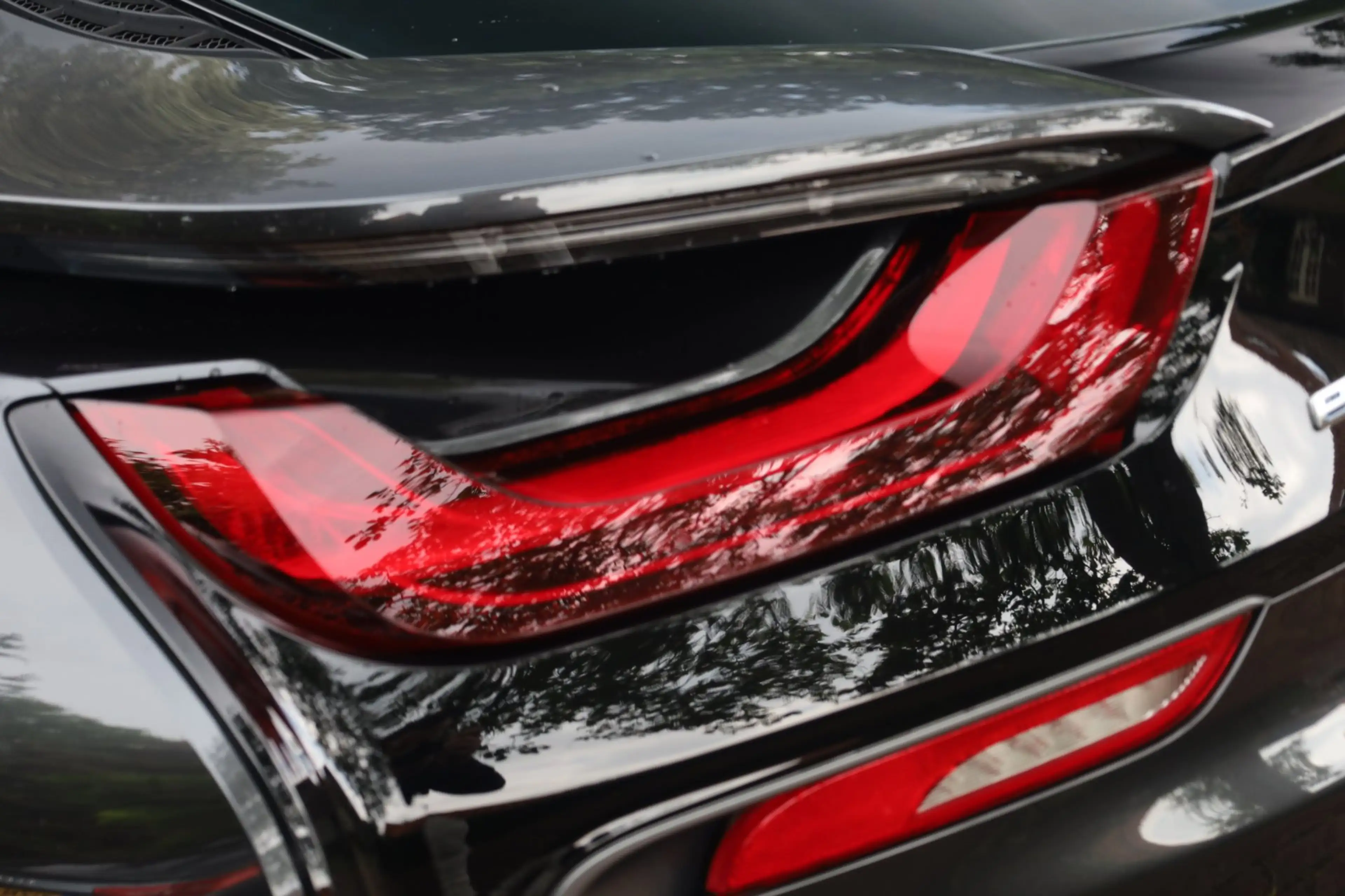BMW i8 1.5 Aut. | SOH 93% | Dalbergia-braun Interieur | O — photo 13